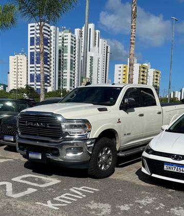 RAM 2500 6.7 I6 TURBO DIESEL LARAMIE CD 4X4 AUTOMÁTICO